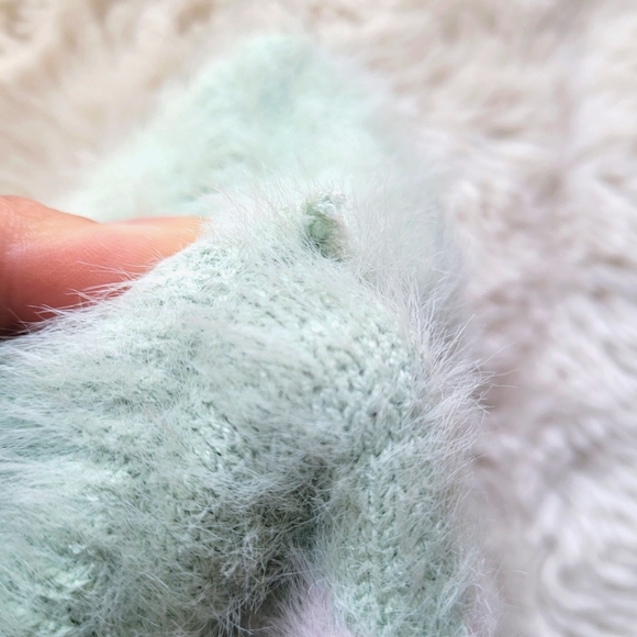 🍒NWT🍒 VICTORIA'S SECRET SWEATER - Picture 8 of 8